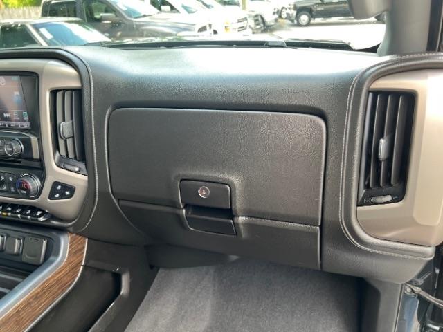 GMC Sierra 2500HD Denali Crew Cab 4WD 2019