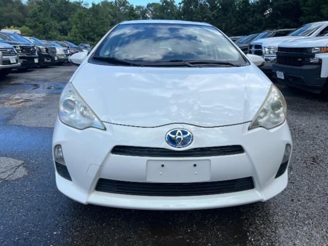 Toyota Prius c Four 2012