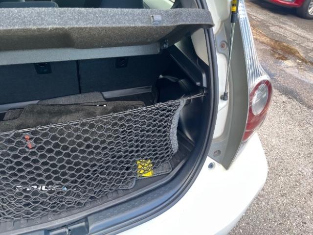 Toyota Prius c Four 2012