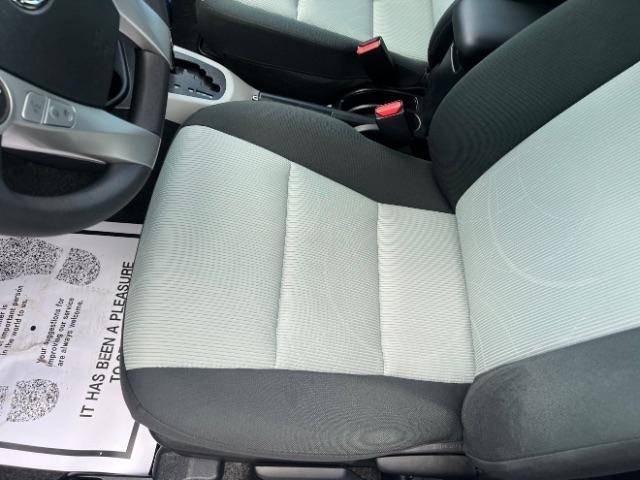 Toyota Prius c Four 2012