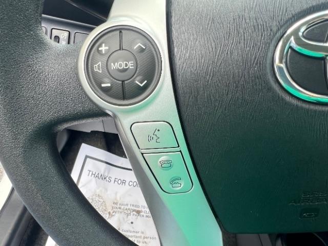 Toyota Prius c Four 2012