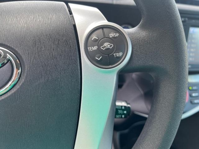 Toyota Prius c Four 2012