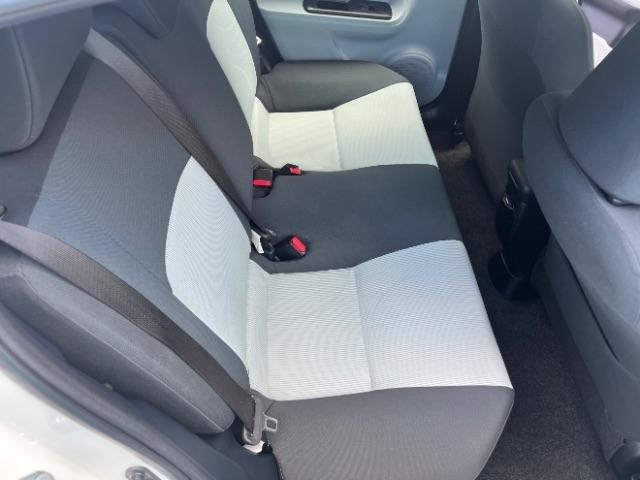Toyota Prius c Four 2012