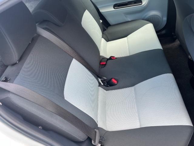 Toyota Prius c Four 2012