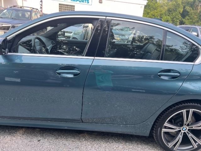 BMW 3-Series 330i xDrive 2021