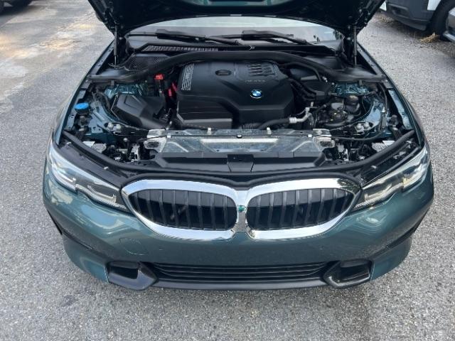 BMW 3-Series 330i xDrive 2021