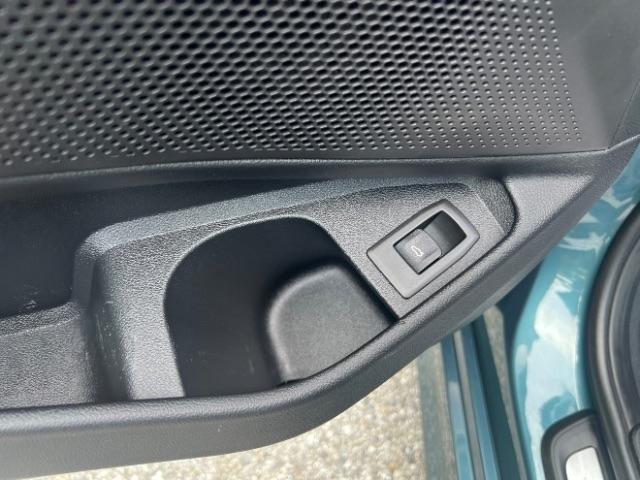 BMW 3-Series 330i xDrive 2021