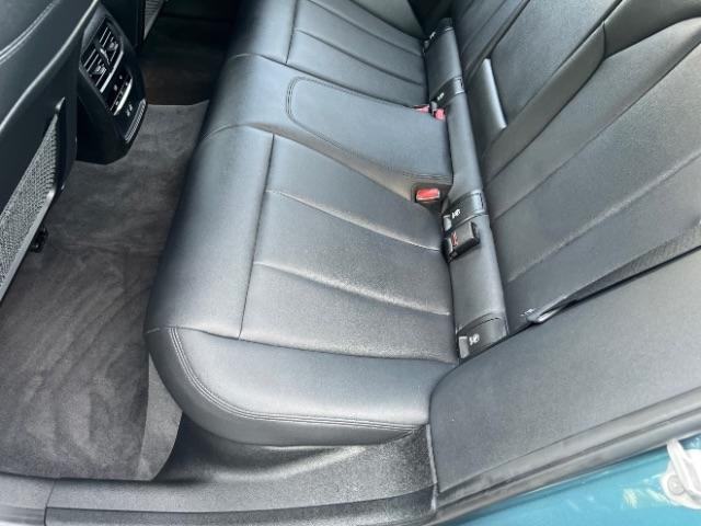 BMW 3-Series 330i xDrive 2021