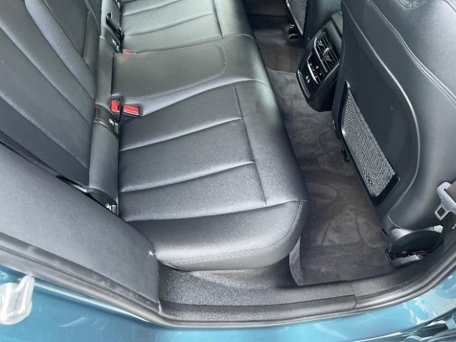 BMW 3-Series 330i xDrive 2021