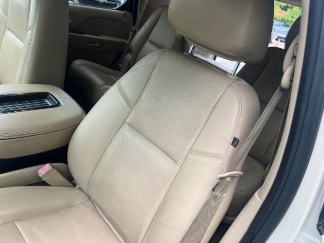 Cadillac Escalade AWD Premium 2012