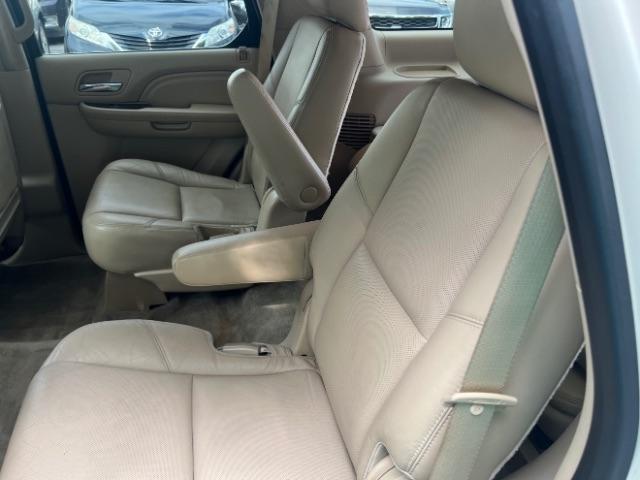 Cadillac Escalade AWD Premium 2012