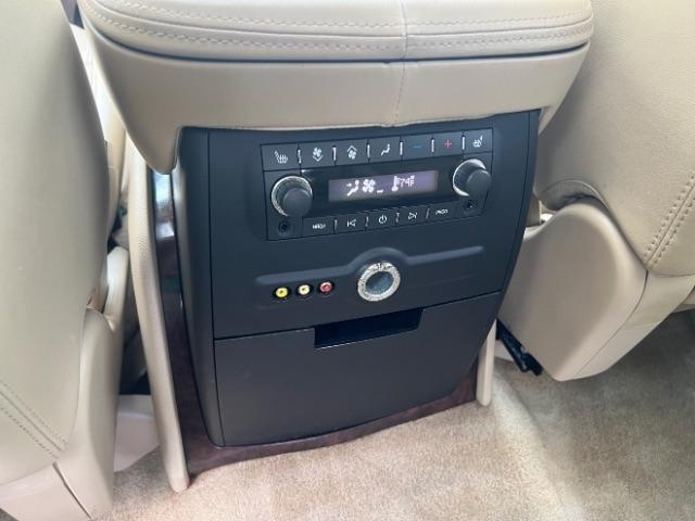 Cadillac Escalade AWD Premium 2012