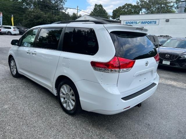 Toyota Sienna Limited AWD 7-Passenger V6 2014