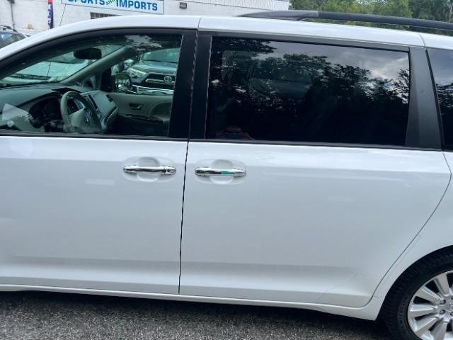 Toyota Sienna Limited AWD 7-Passenger V6 2014