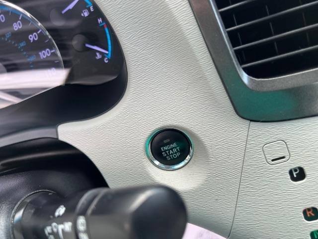Toyota Sienna Limited AWD 7-Passenger V6 2014