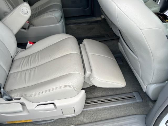 Toyota Sienna Limited AWD 7-Passenger V6 2014
