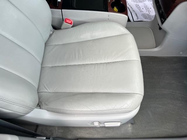 Toyota Sienna Limited AWD 7-Passenger V6 2014