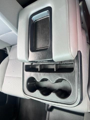 Chevrolet Silverado 3500HD Work Truck Crew Cab 4WD 2017