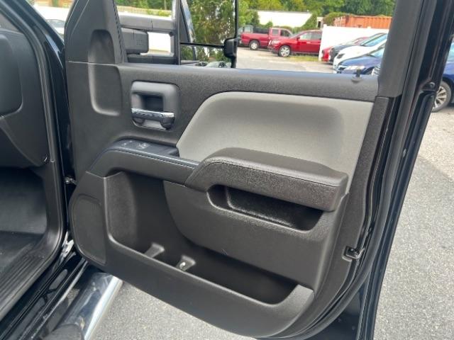 Chevrolet Silverado 3500HD Work Truck Crew Cab 4WD 2017