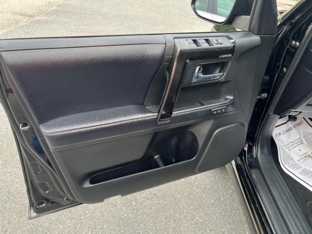 Toyota 4Runner Limited 4WD V6 2019