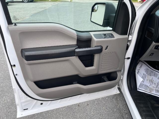 Ford F-150 XL 8-ft. Bed 2WD 2016