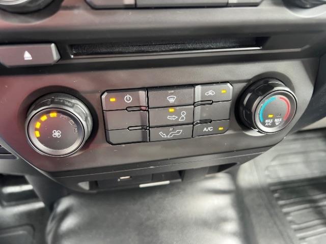 Ford F-150 XL 8-ft. Bed 2WD 2016