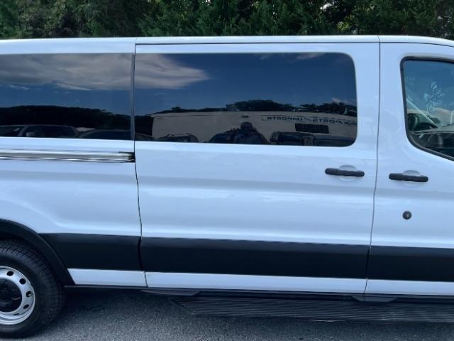 Ford Transit 350 Wagon Low Roof XL w/Sliding Pass. 148-in. WB 2019