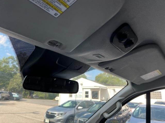 Ford Transit 350 Wagon Low Roof XL w/Sliding Pass. 148-in. WB 2019