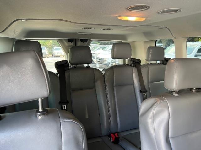Ford Transit 350 Wagon Low Roof XL w/Sliding Pass. 148-in. WB 2019
