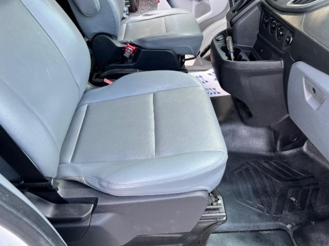 Ford Transit 350 Wagon Low Roof XL w/Sliding Pass. 148-in. WB 2019