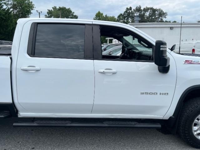 Chevrolet Silverado 3500HD LT Crew Cab 4WD 2022