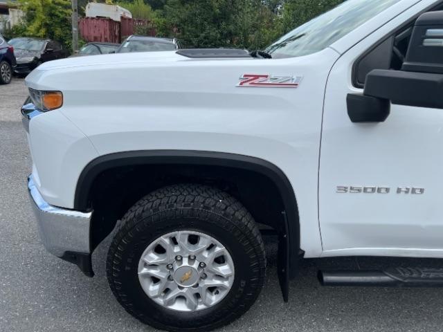 Chevrolet Silverado 3500HD LT Crew Cab 4WD 2022