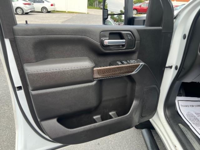 Chevrolet Silverado 3500HD LT Crew Cab 4WD 2022