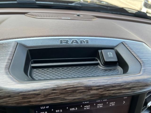 RAM 2500 Laramie Crew Cab SWB 4WD 2020