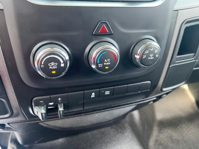 RAM 1500 Classic Tradesman Quad Cab 2WD 2019