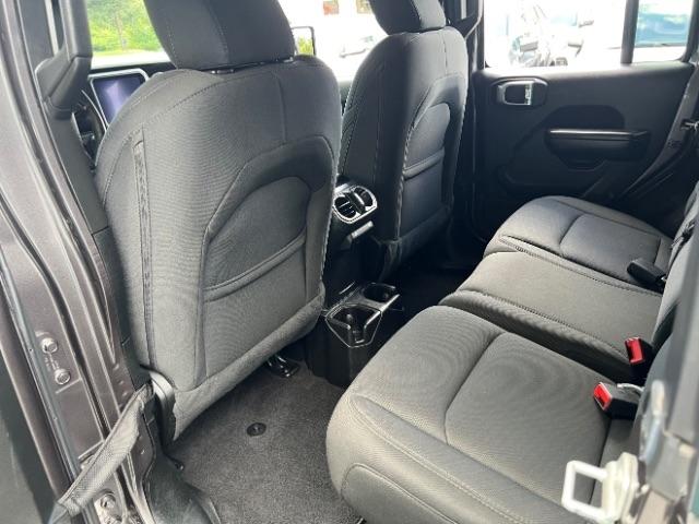 Jeep Wrangler Unlimited Sport Altitude 2021