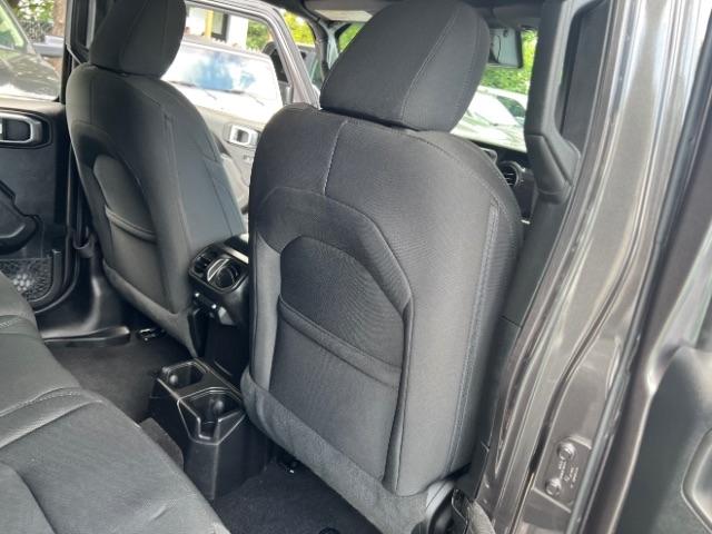 Jeep Wrangler Unlimited Sport Altitude 2021