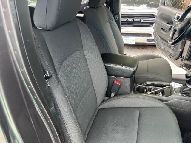 Jeep Wrangler Unlimited Sport Altitude 2021