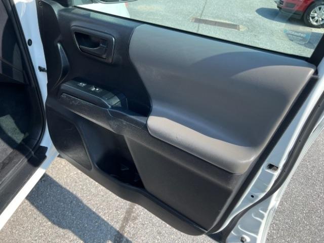 Toyota Tacoma SR5 Access Cab I4 6AT 2WD 2022