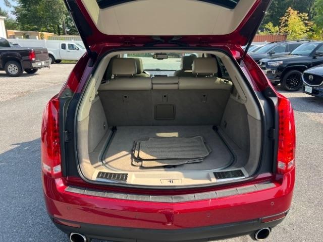 Cadillac SRX Luxury 2012