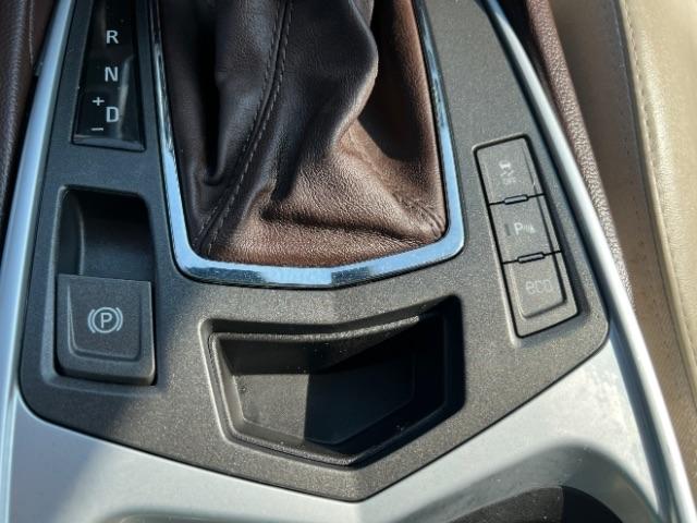 Cadillac SRX Luxury 2012