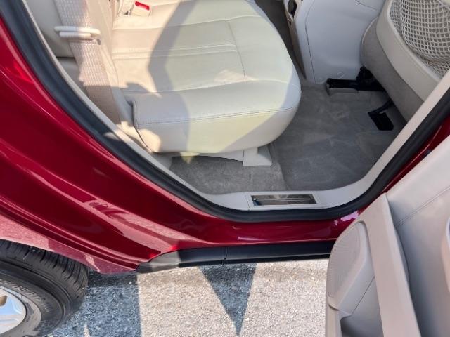 Cadillac SRX Luxury 2012
