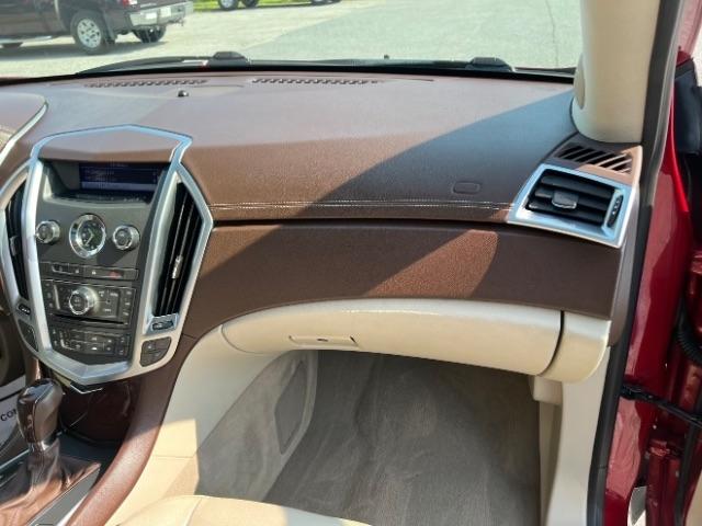 Cadillac SRX Luxury 2012