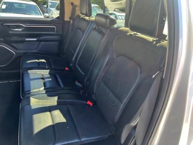 RAM 1500 Laramie Crew Cab SWB 4WD 2019