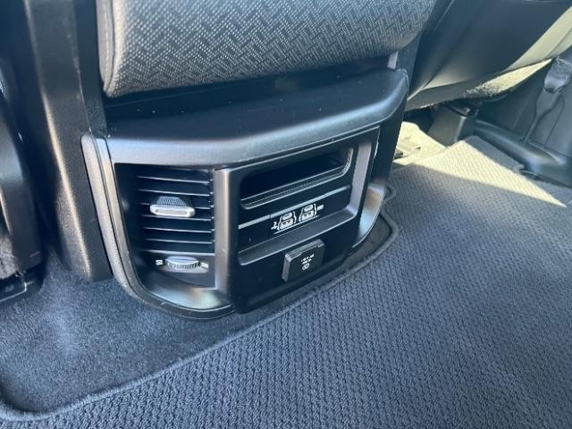 RAM 1500 Laramie Crew Cab SWB 4WD 2019