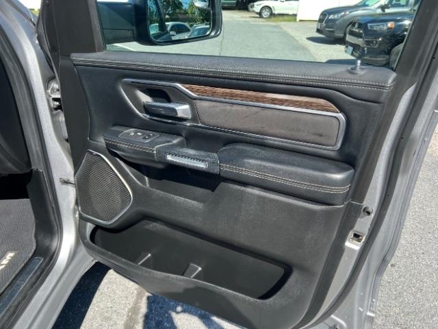 RAM 1500 Laramie Crew Cab SWB 4WD 2019