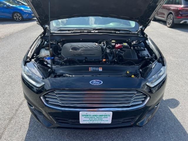 Ford Fusion SE 2016