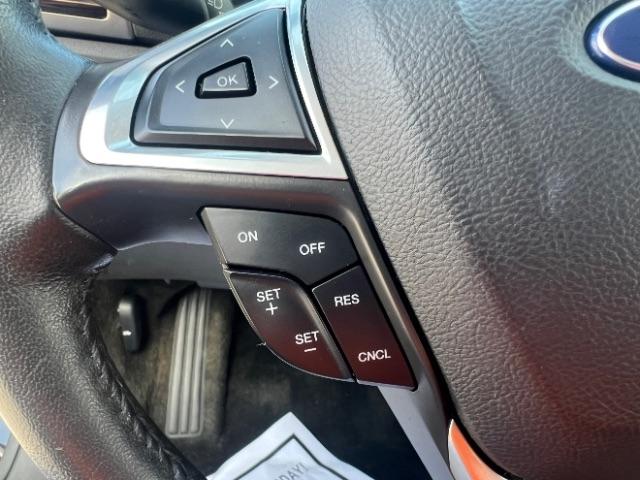 Ford Fusion SE 2016