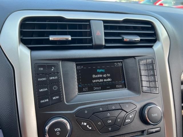 Ford Fusion SE 2016