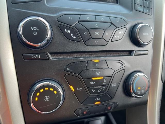 Ford Fusion SE 2016